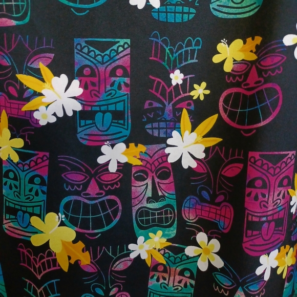 Vintage Tiki Totem Hawaiian Shirt! - Picture 1 of 7